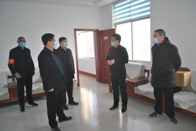 地方鎮(zhèn)兩家愛心企業(yè)捐贈(zèng)口罩 助力疫情防控
